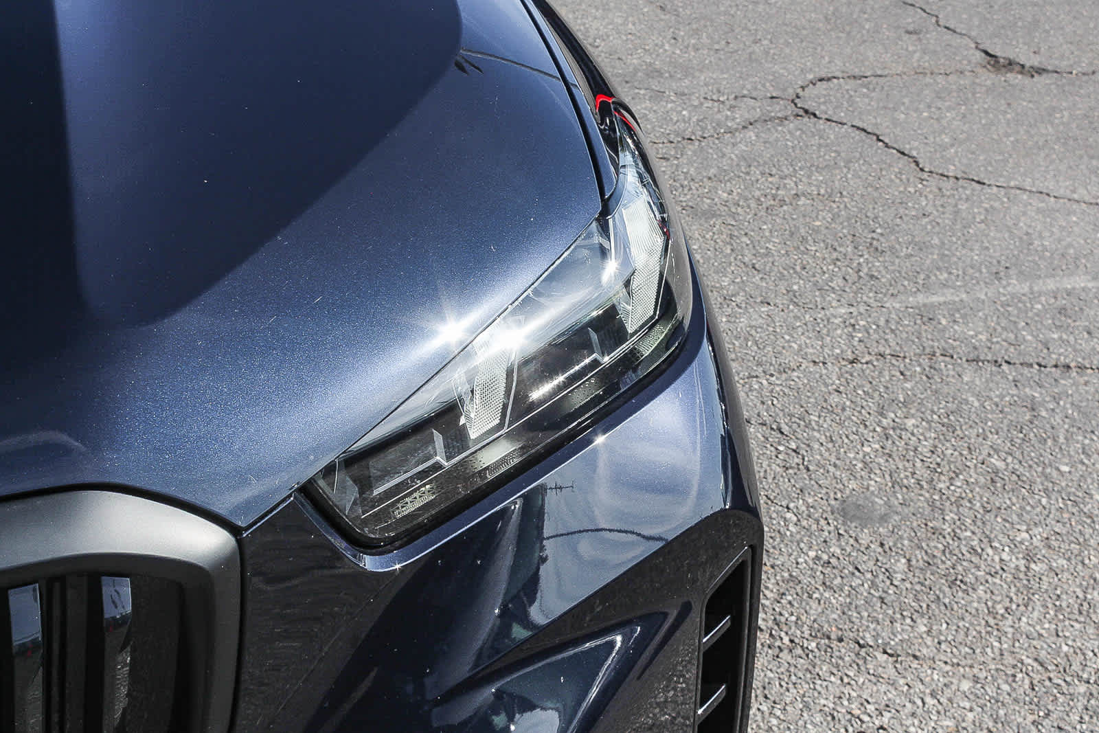 Thumbnail: 2026 BMW X5 - 10