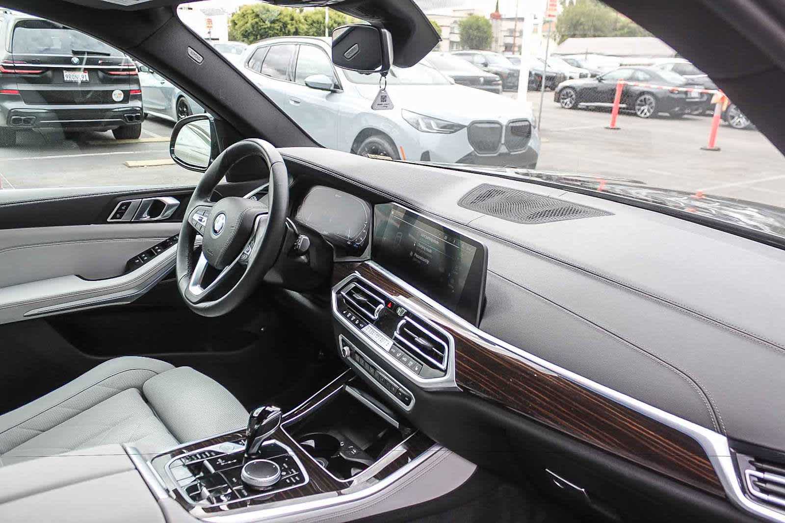 Thumbnail: 2023 BMW X5 - 14