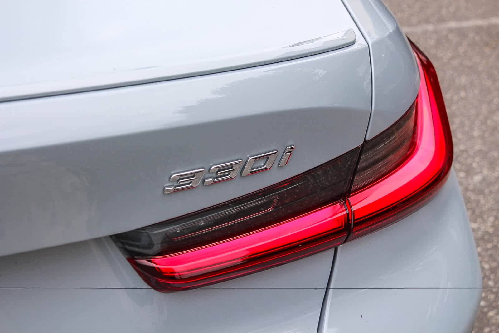 Thumbnail: 2026 BMW 3 Series - 26