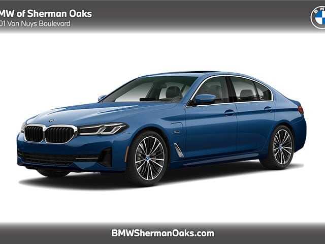2023 BMW 5 Series 530e's photo