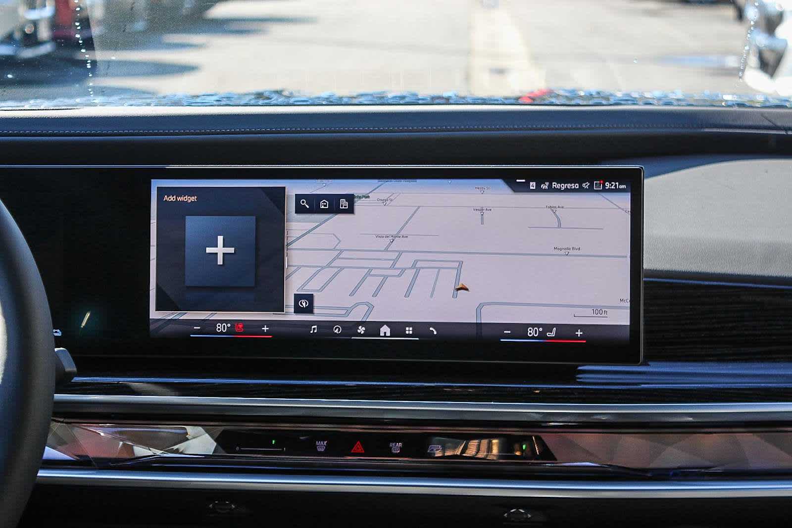 2026 BMW 7 Series 750e - Photo 14