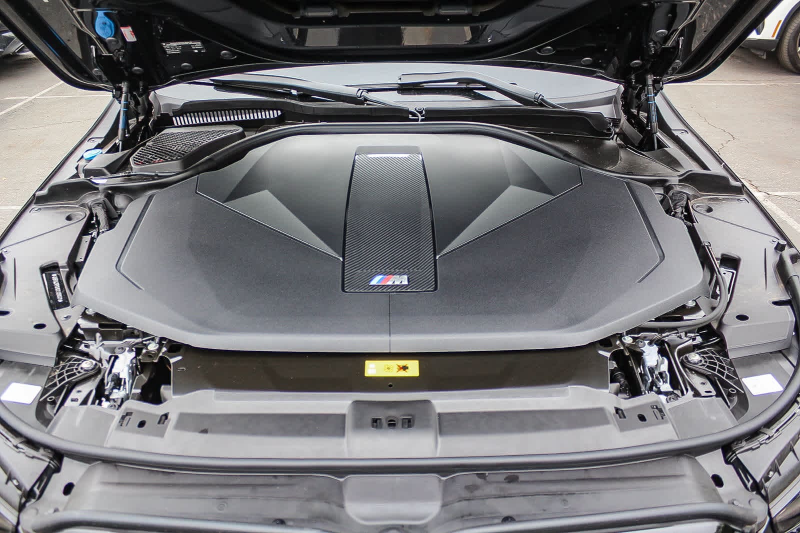 Thumbnail: 2025 BMW i5 - 26