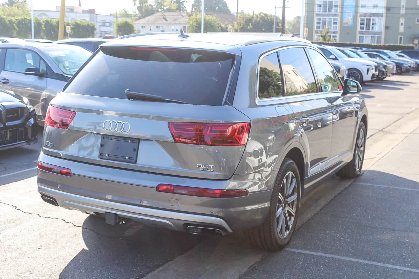 Thumbnail: 2017 Audi Q7 - 4