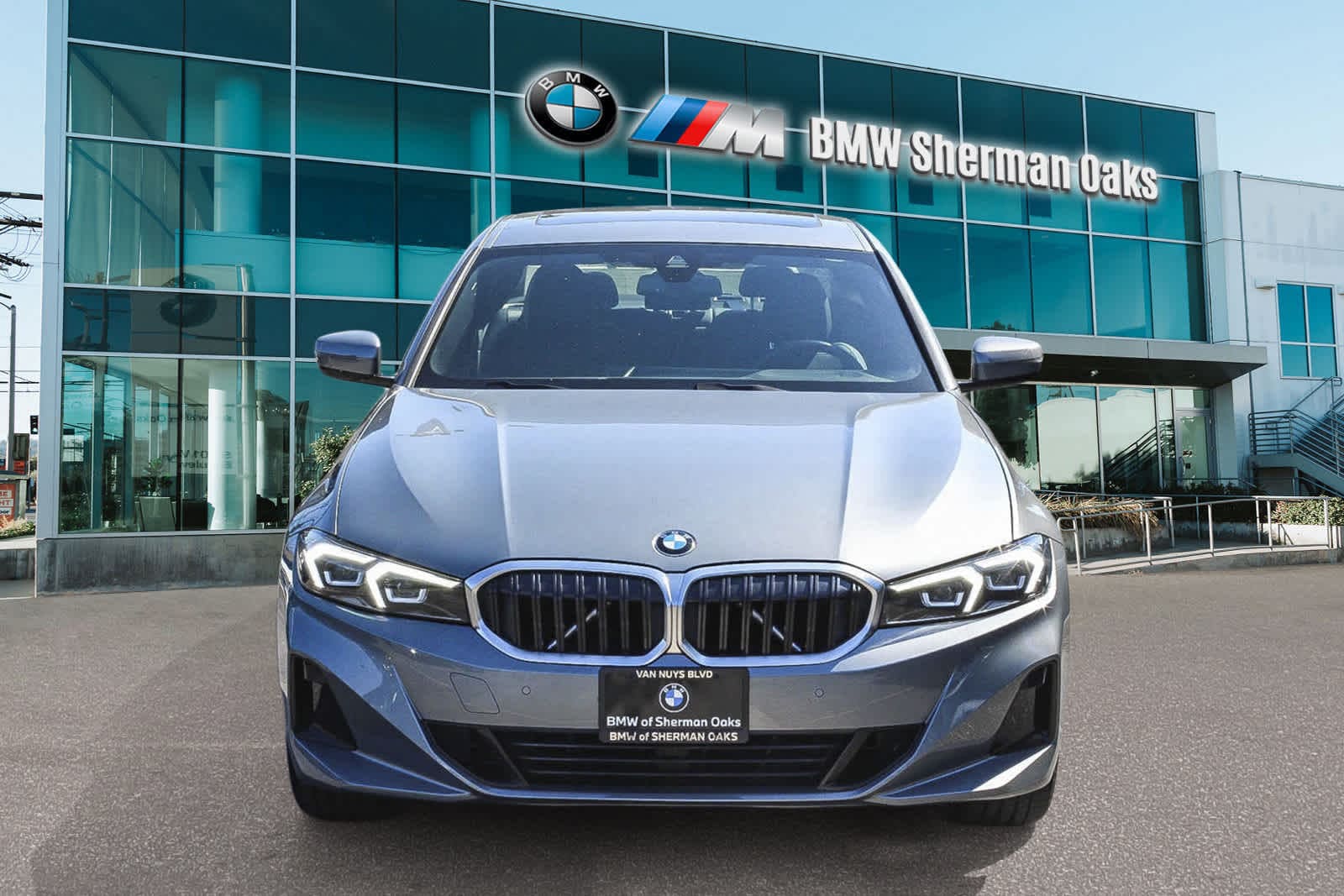 Used 2023 BMW 3 Series 330i with VIN 3MW69FF0XP8D41655 for sale in Sherman Oaks, CA