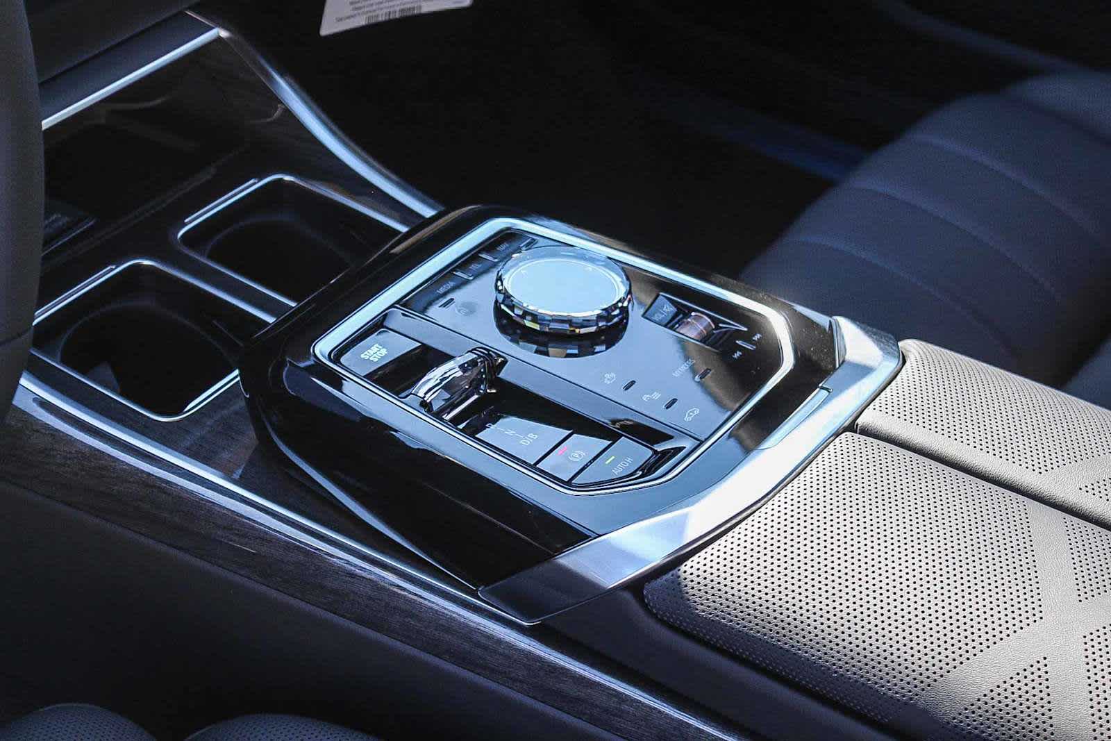 Thumbnail: 2026 BMW i7 - 20