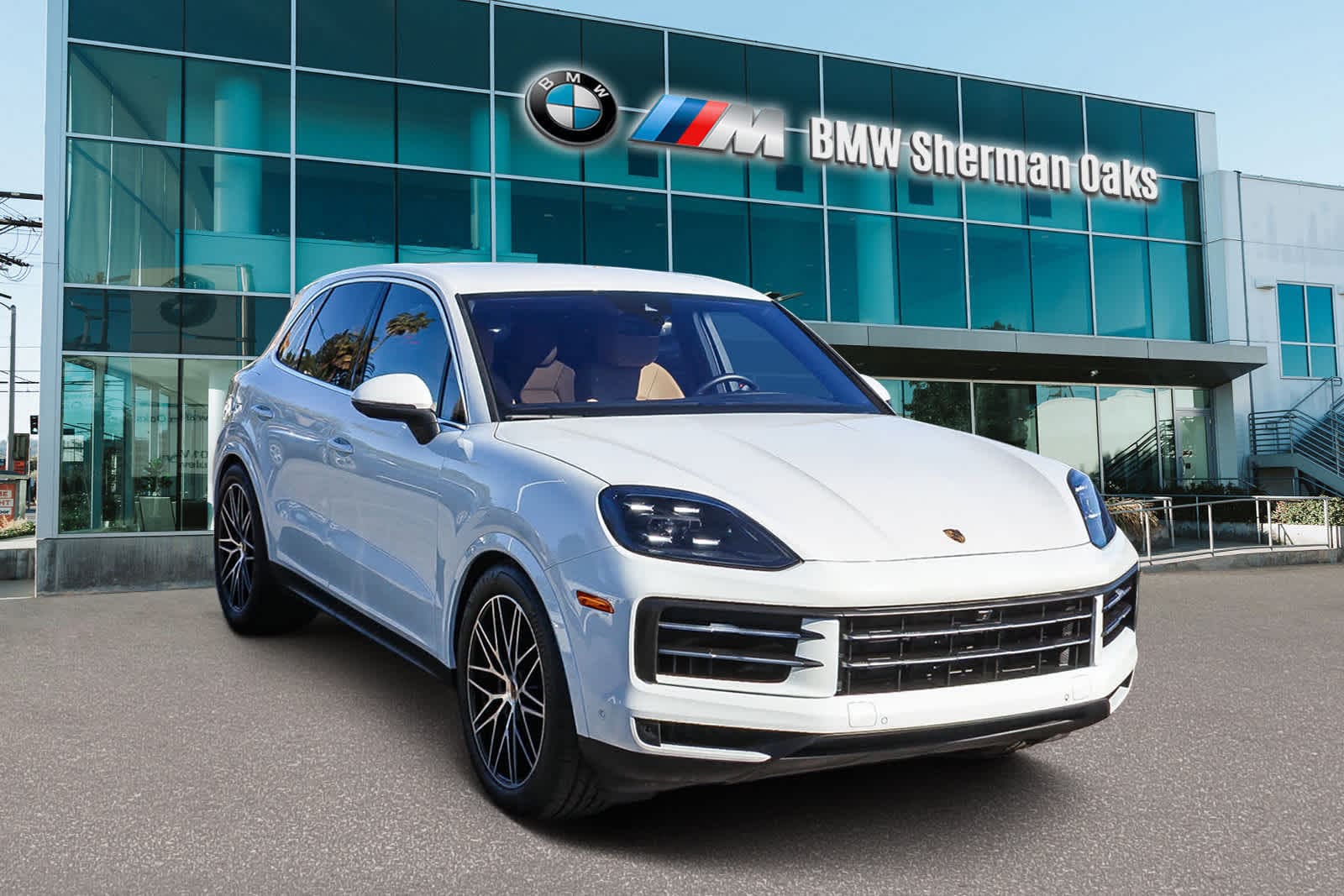 Thumbnail: 2025 Porsche Cayenne - 3