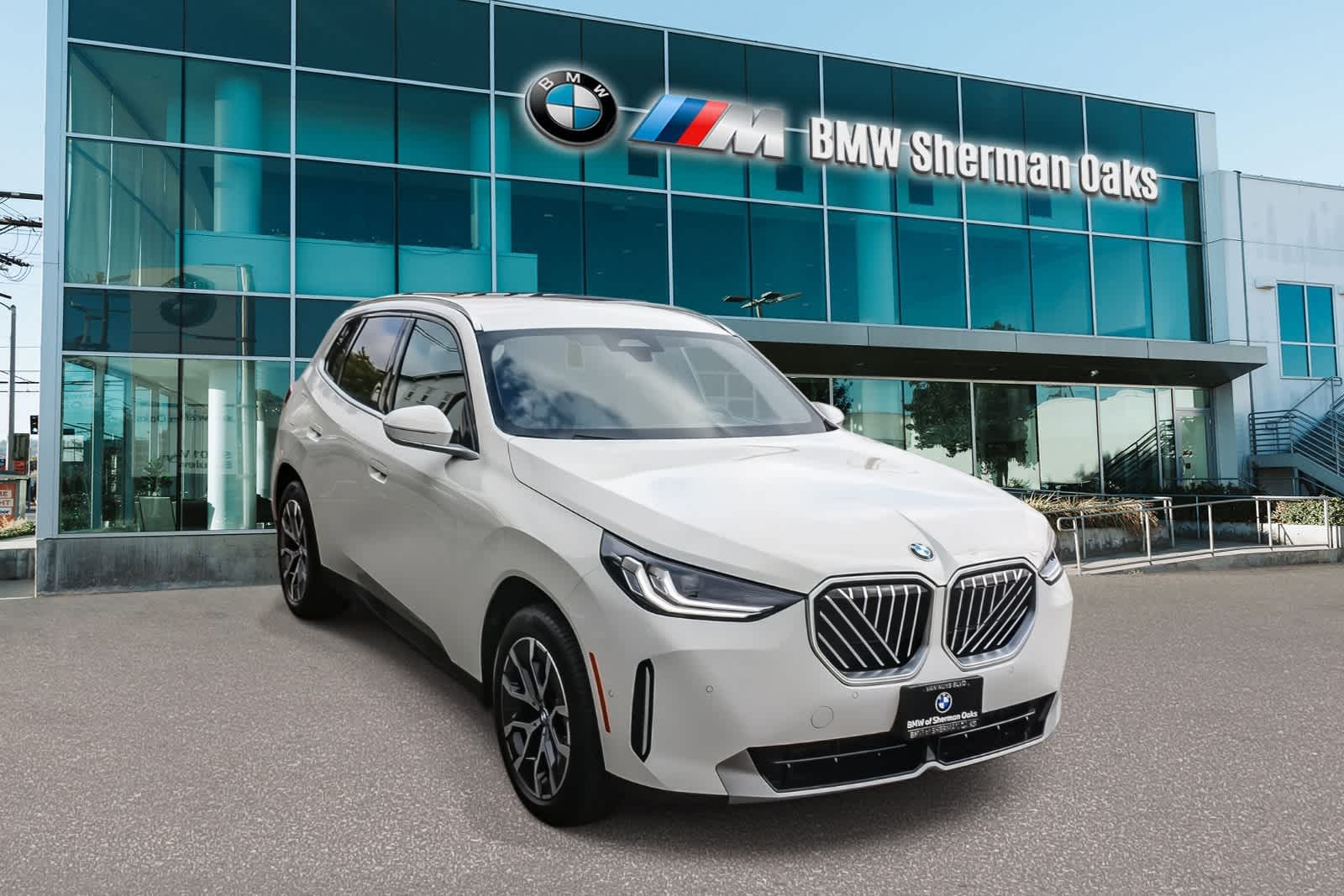 2026 BMW X3 30 xDrive photo 2