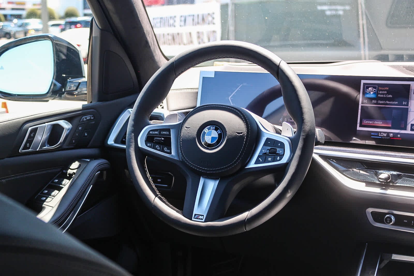 Thumbnail: 2026 BMW X7 - 15