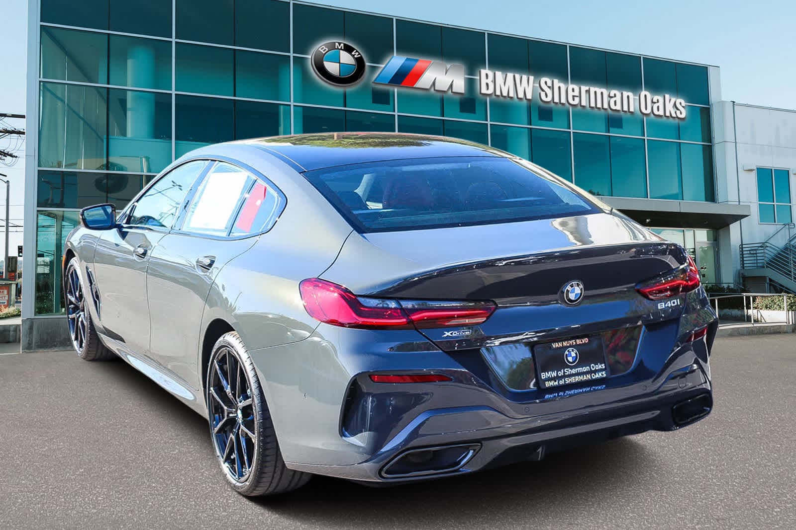 Thumbnail: 2026 BMW 8 Series - 6