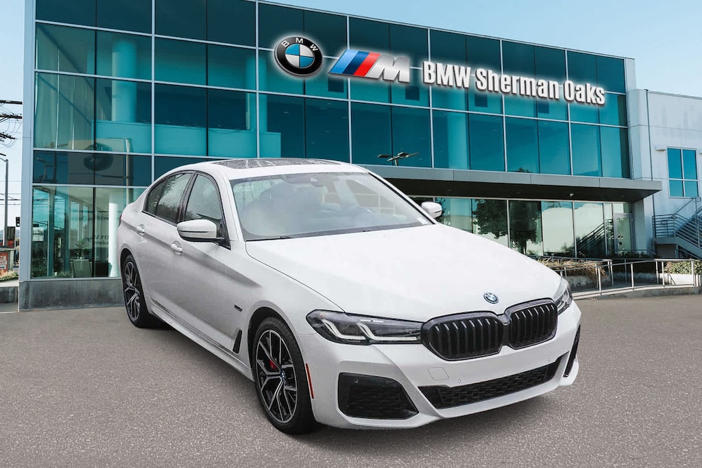 Certified 2023 BMW 530e Sedan