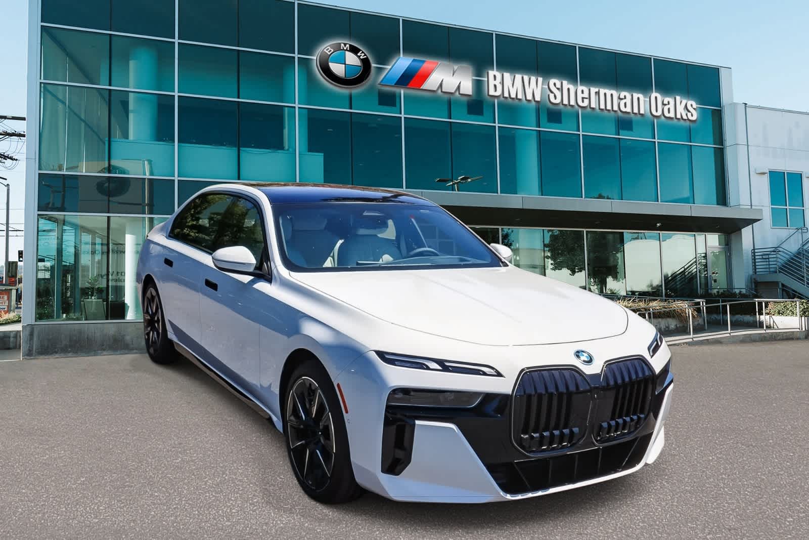 Thumbnail: 2026 BMW i7 - 3