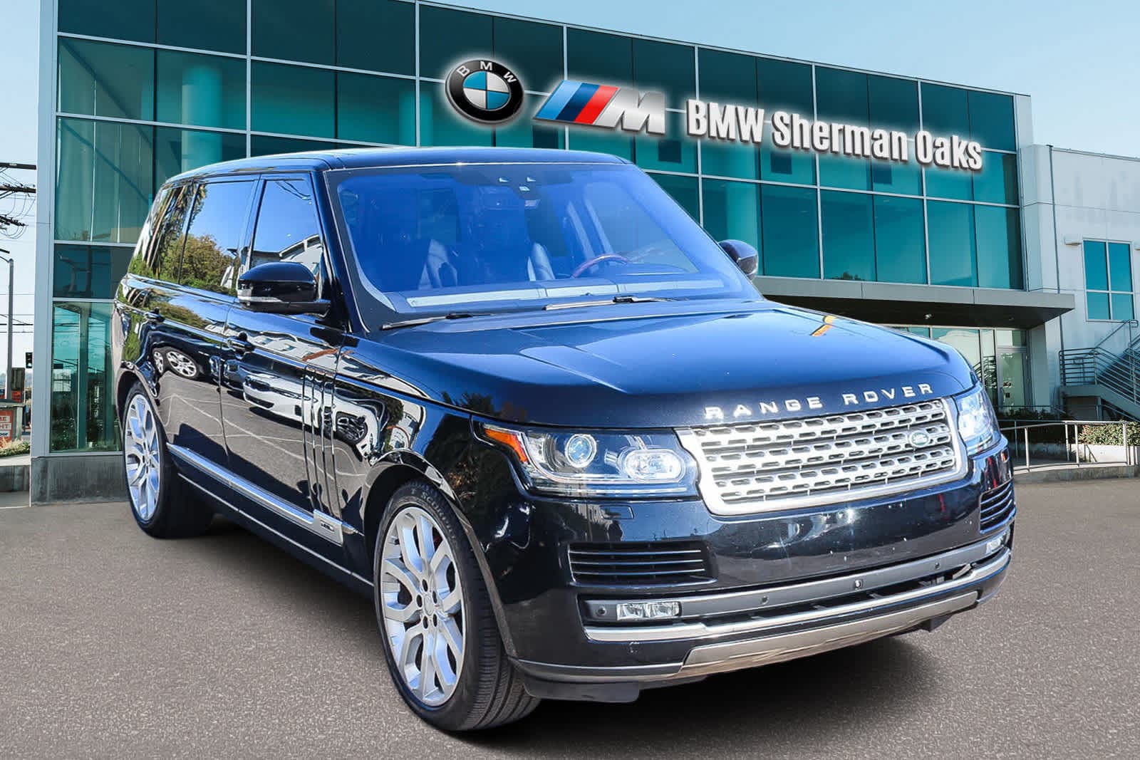 Thumbnail: 2017 Land Rover Range Rover - 3