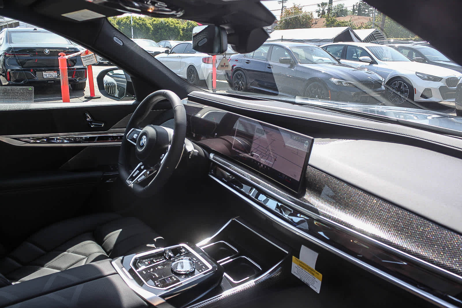 Thumbnail: 2026 BMW 7 Series - 16