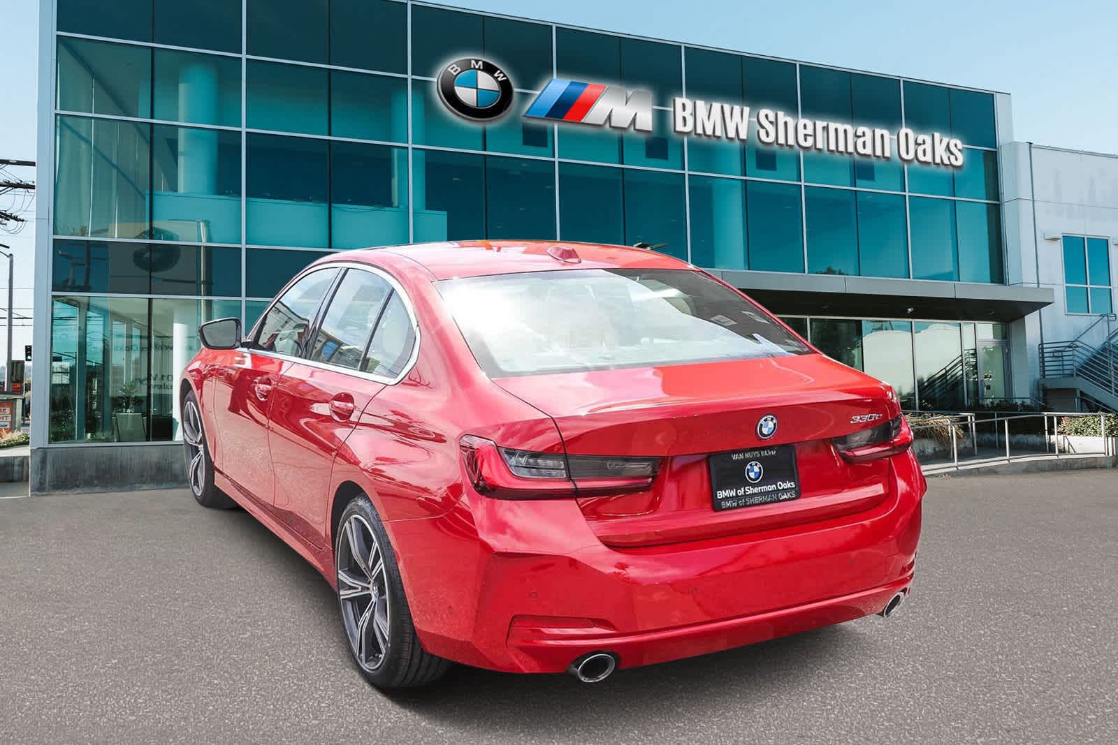 2024 BMW 330e photo 6