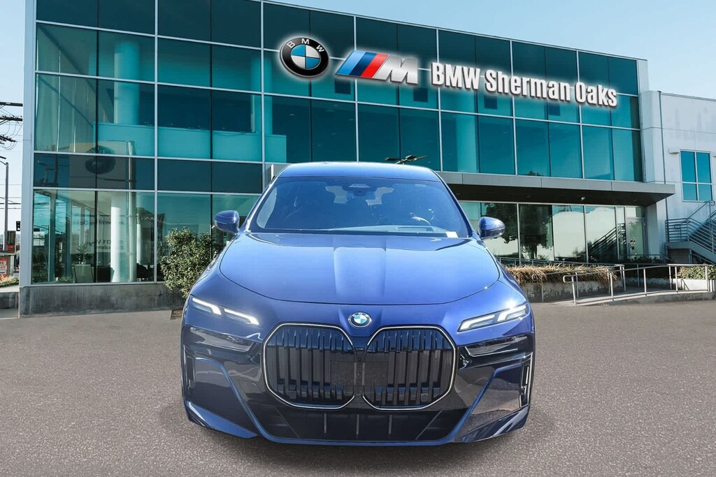 New 2026 BMW 740i Sedan