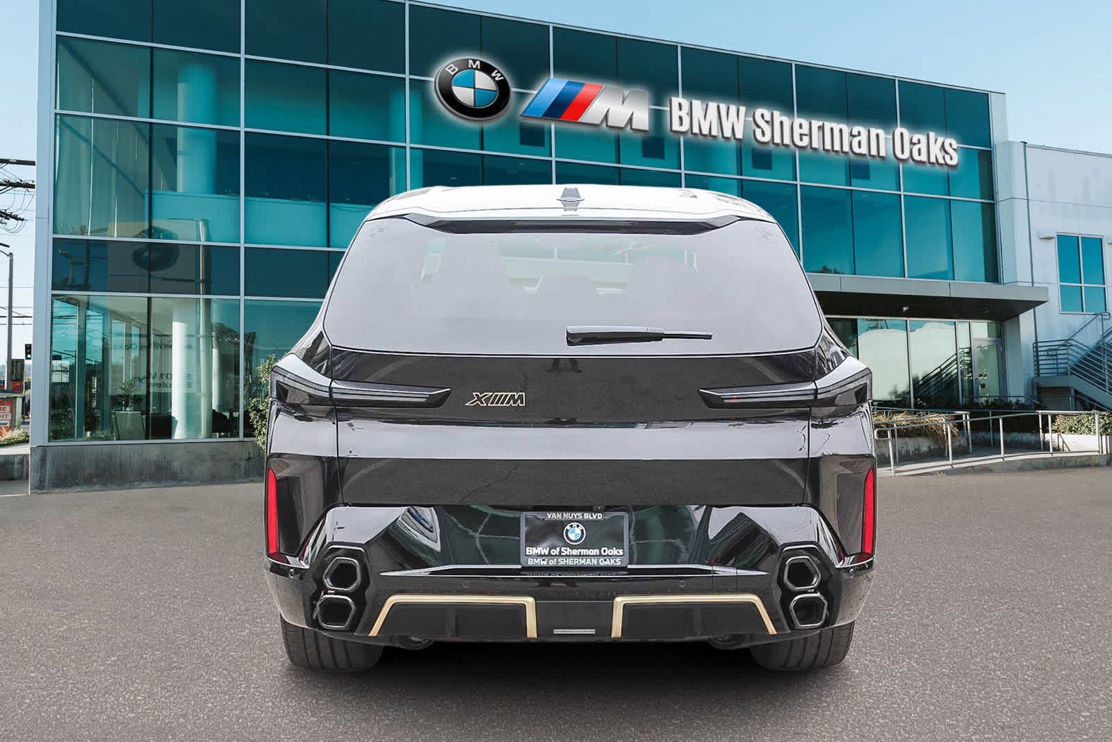 Thumbnail: 2023 BMW XM - 5