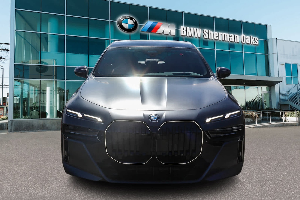 New 2026 BMW 740i Sedan