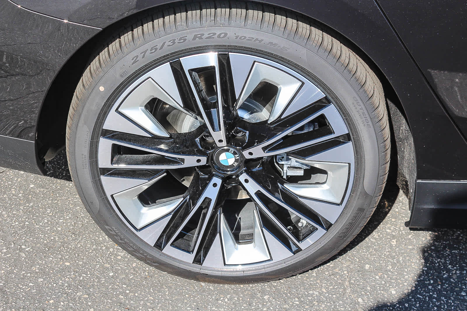 Thumbnail: 2026 BMW i5 - 8