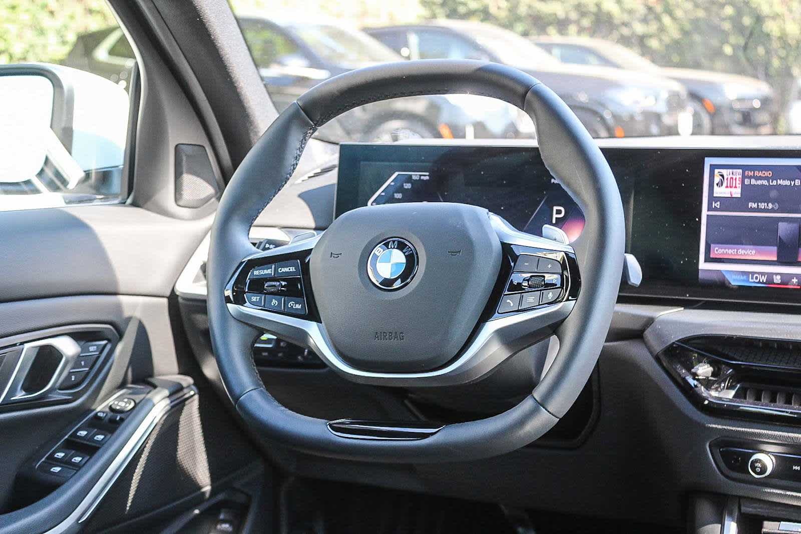 Thumbnail: 2025 BMW 3 Series - 15