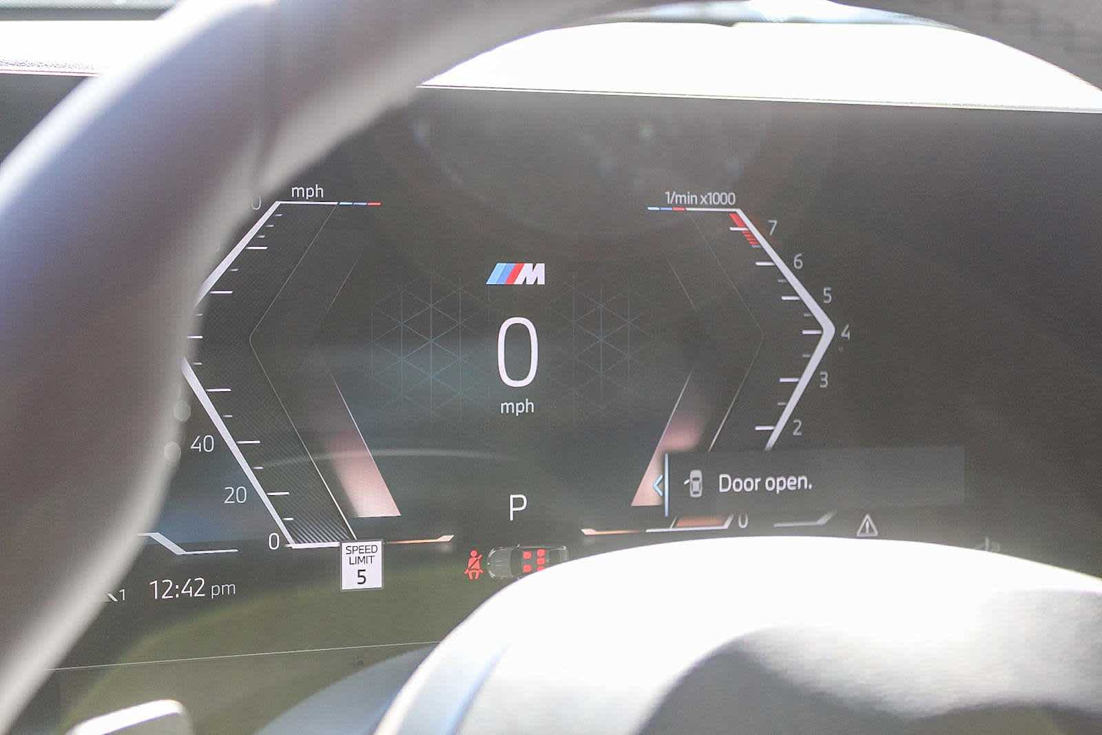 Thumbnail: 2026 BMW 5 Series - 22