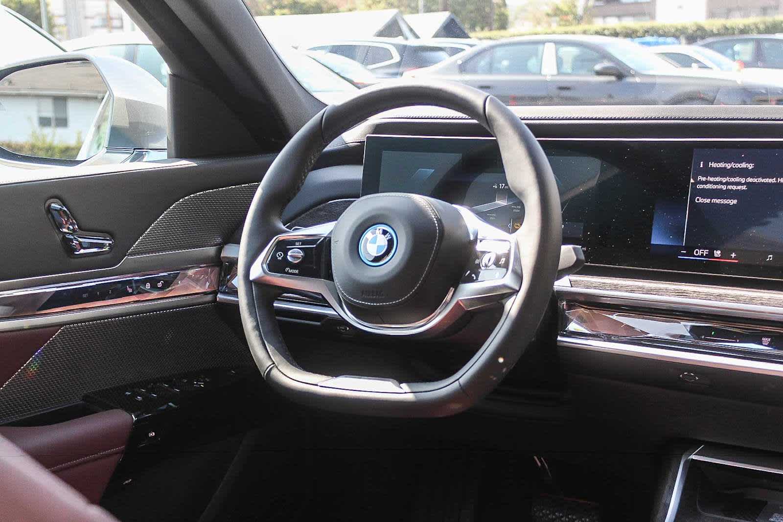 Thumbnail: 2026 BMW i7 - 13