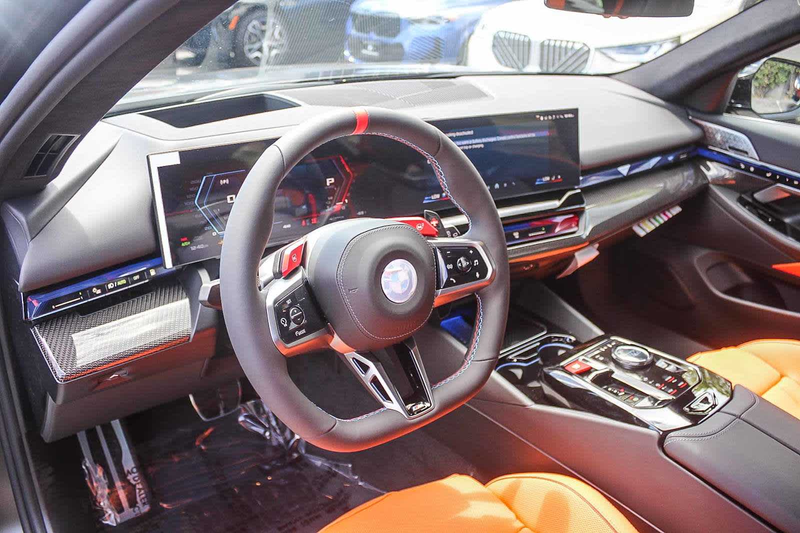 Thumbnail: 2026 BMW M5 - 17