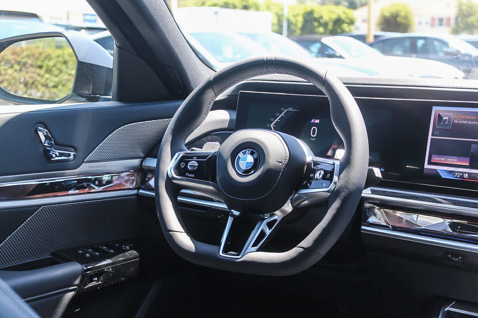 Thumbnail: 2026 BMW 7 Series - 15