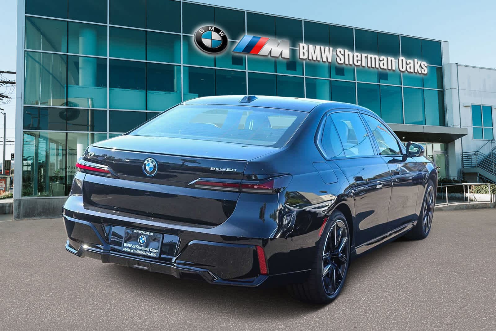 Thumbnail: 2025 BMW i7 - 4