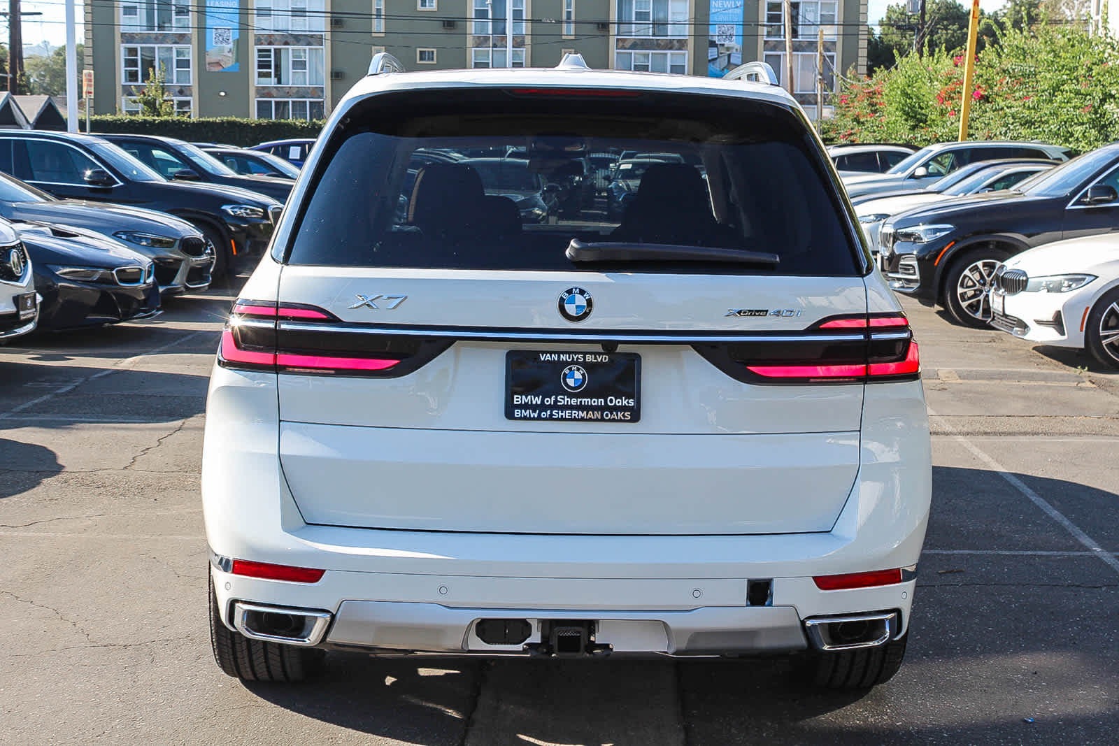 Thumbnail: 2026 BMW X7 - 5