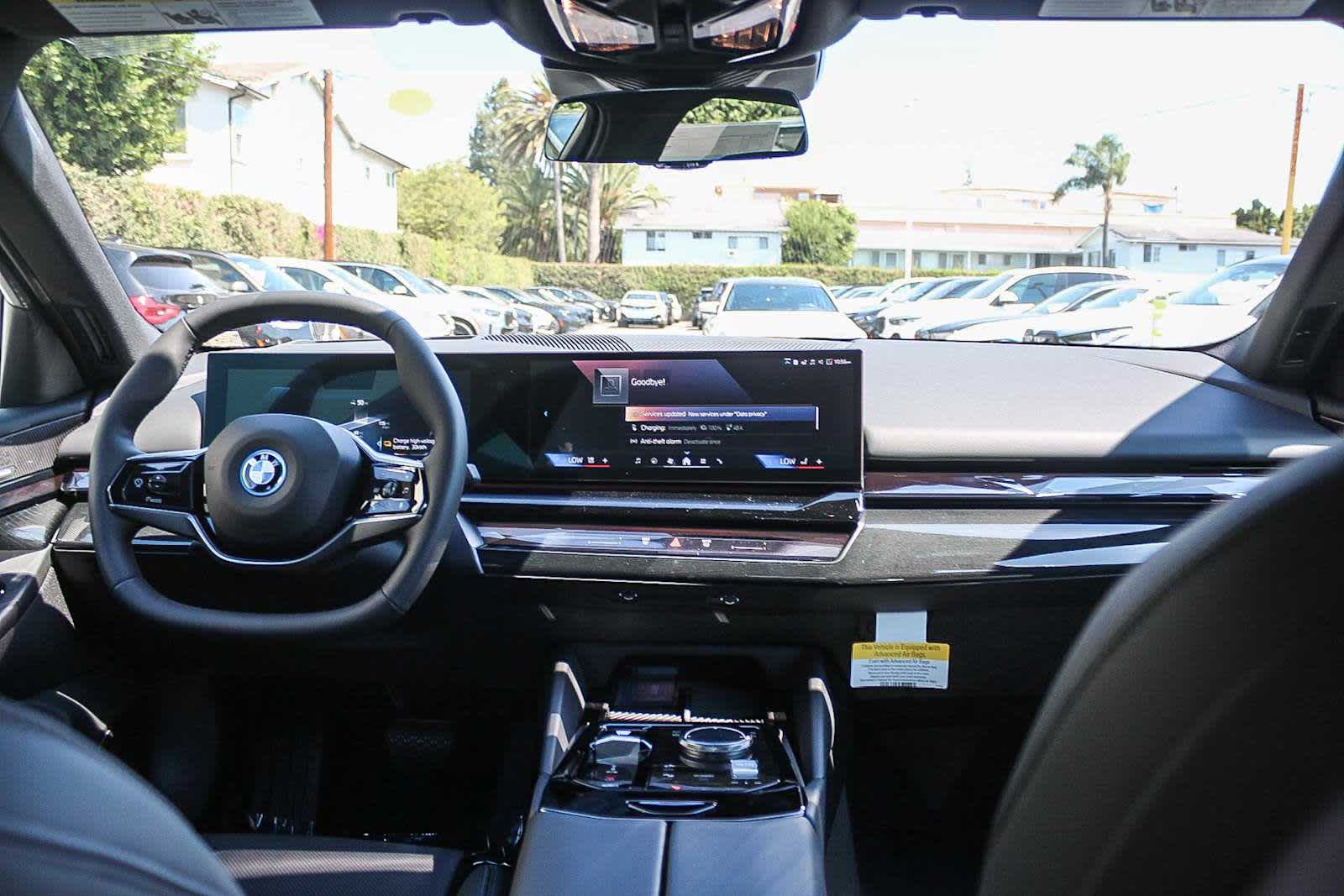 Thumbnail: 2026 BMW i5 - 12
