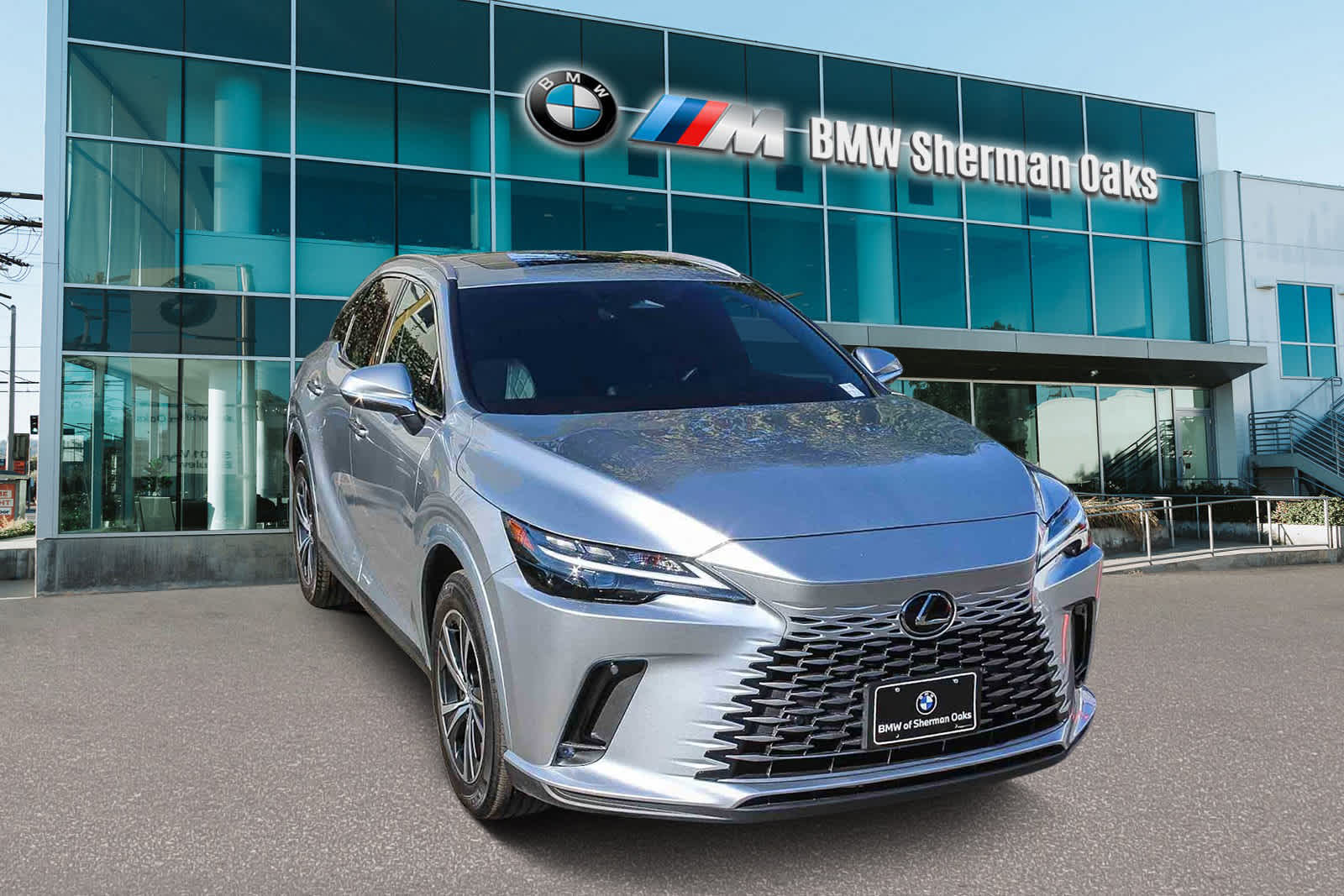 Thumbnail: 2025 Lexus RX - 3