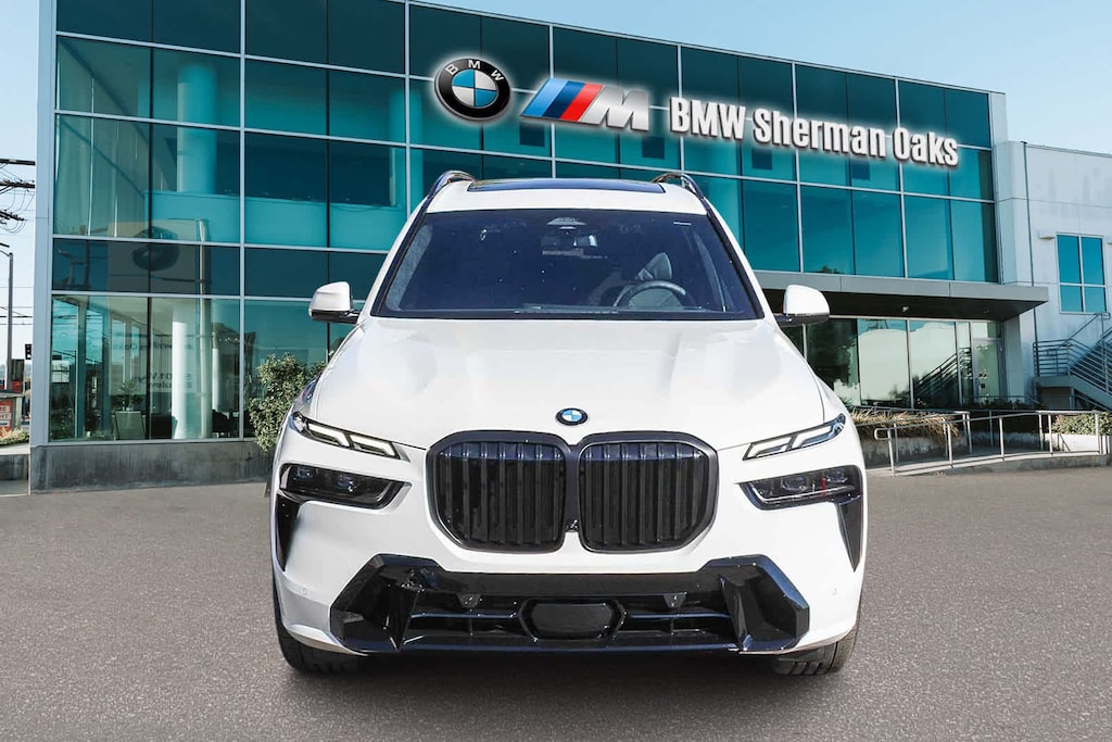 New 2026 BMW X7 xDrive40i SUV