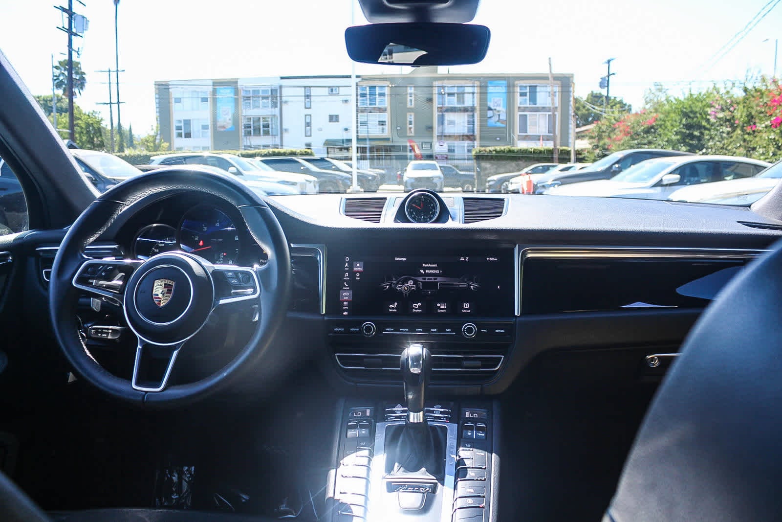 Thumbnail: 2019 Porsche Macan - 12