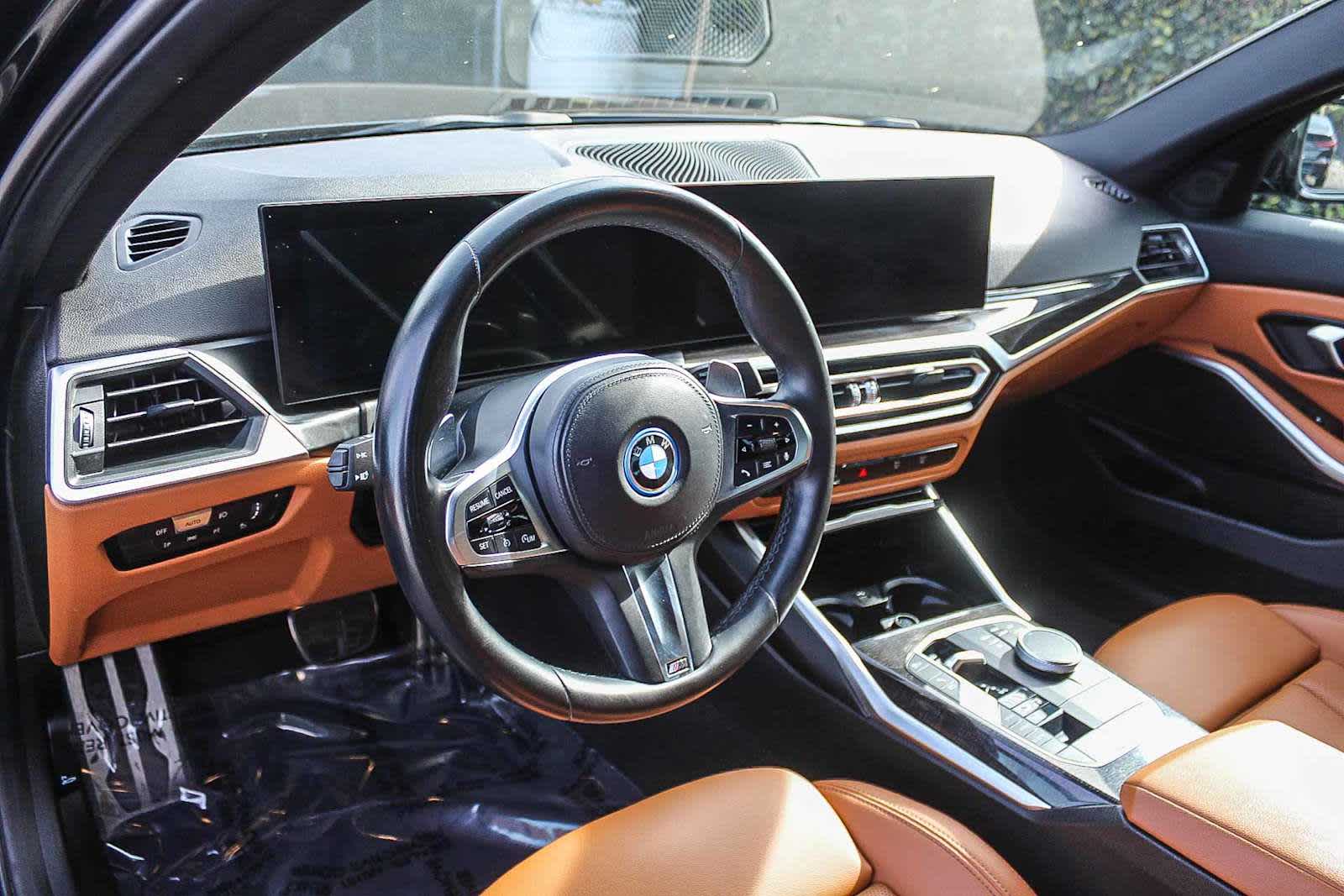 Thumbnail: 2023 BMW 3 Series - 17