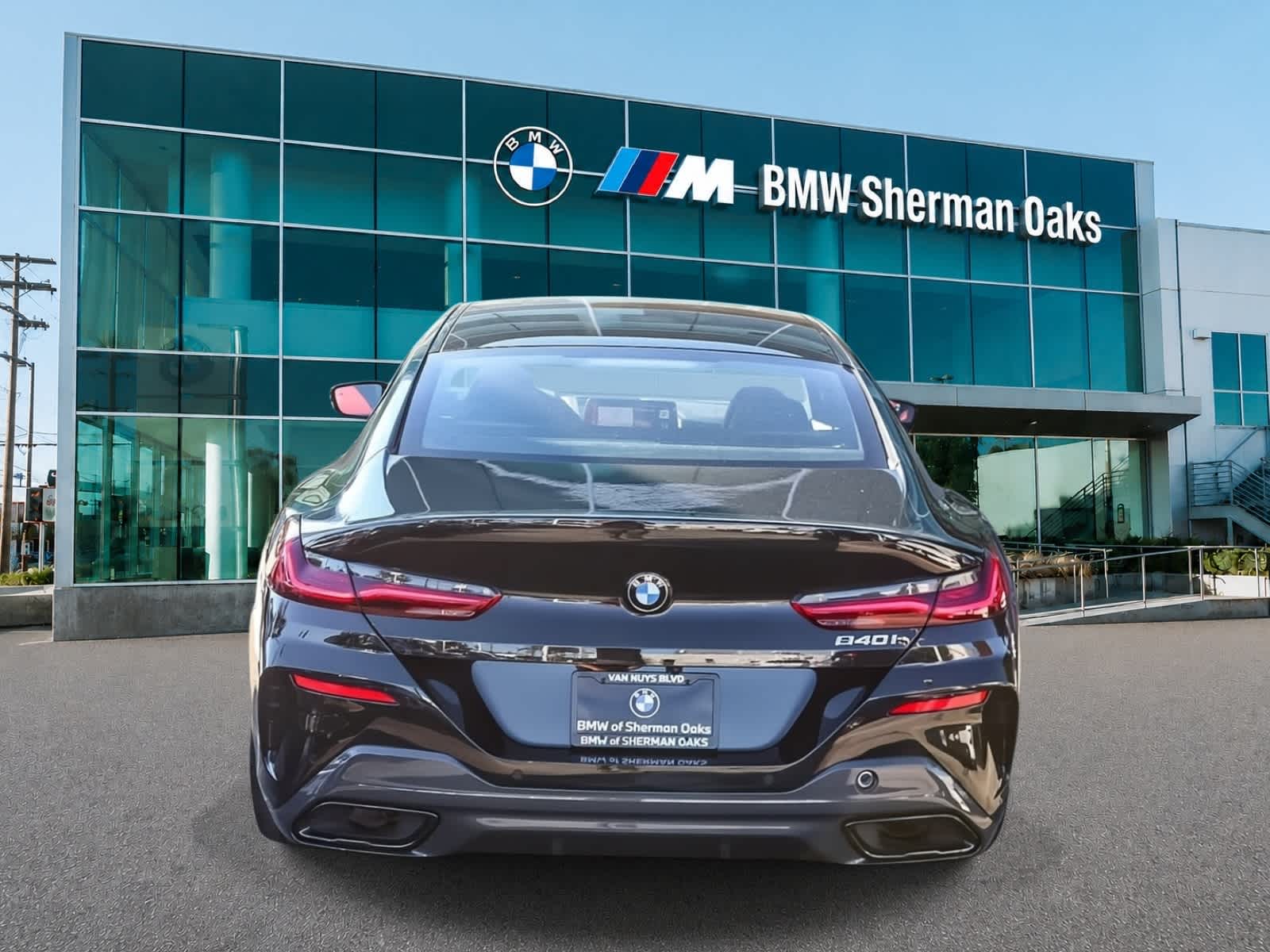 2026 BMW 8 Series 840i - Photo 4