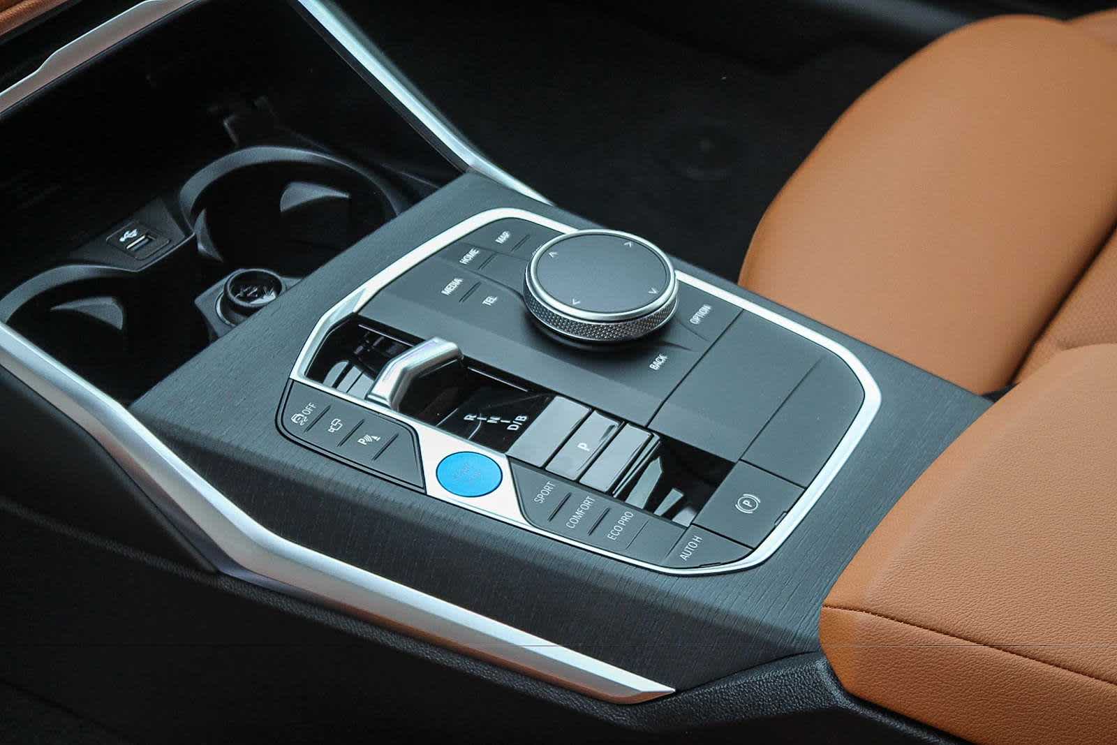 Thumbnail: 2026 BMW i4 - 18