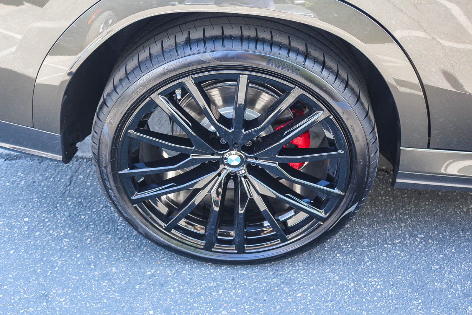 Thumbnail: 2026 BMW X6 - 8