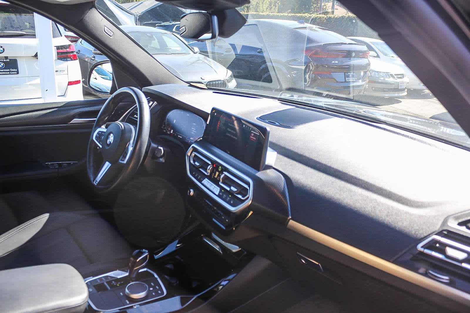 Thumbnail: 2024 BMW X3 - 16