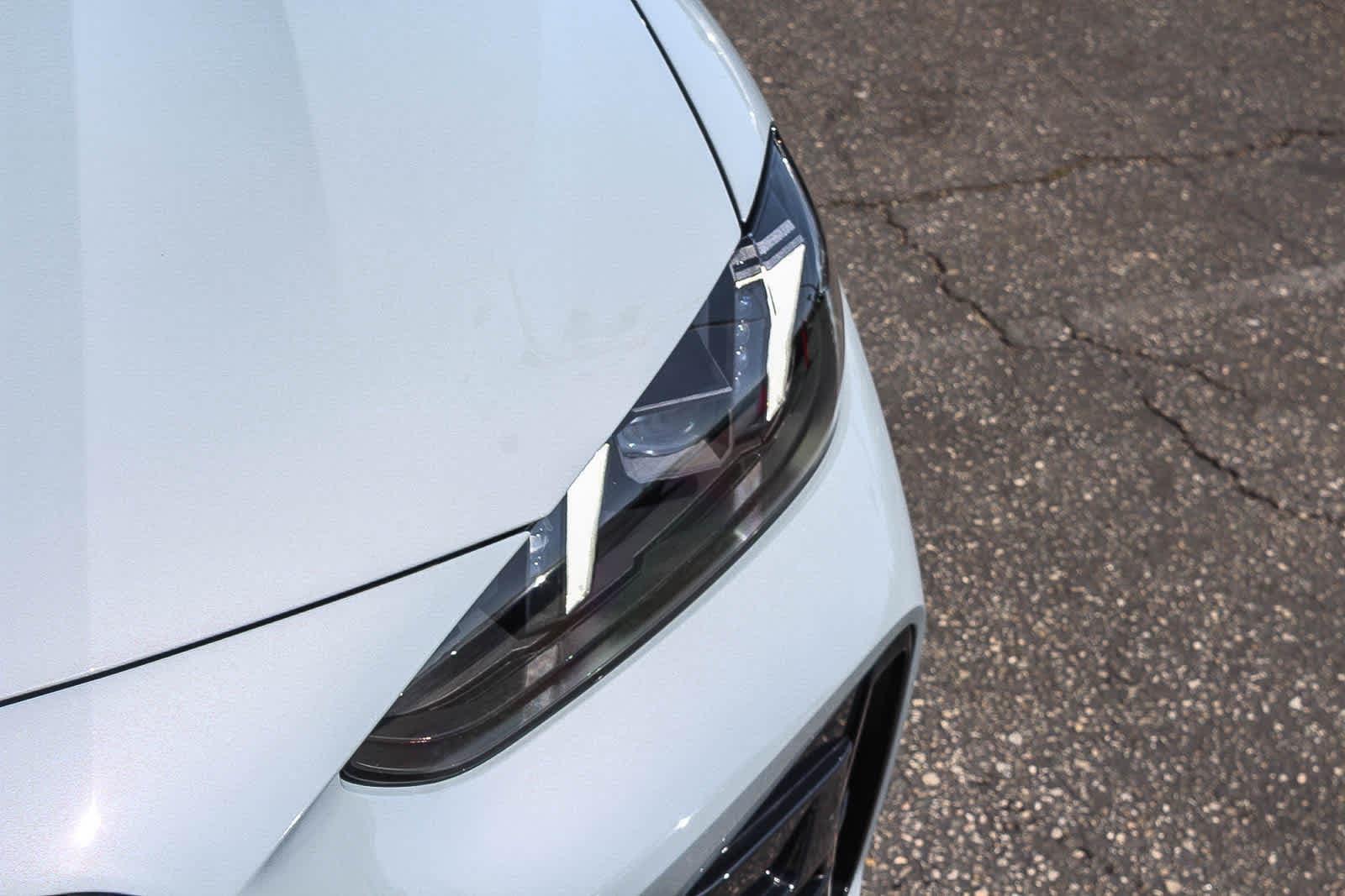 Thumbnail: 2026 BMW 4 Series - 10