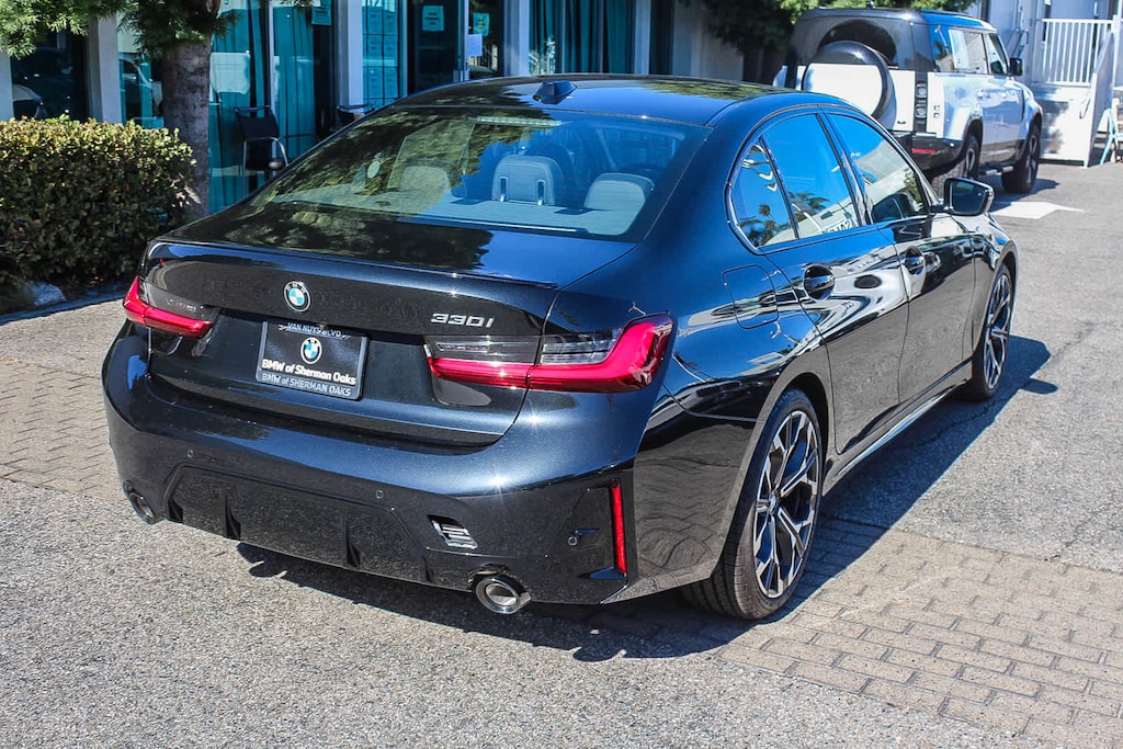 New 2026 BMW 330i NA Sedan