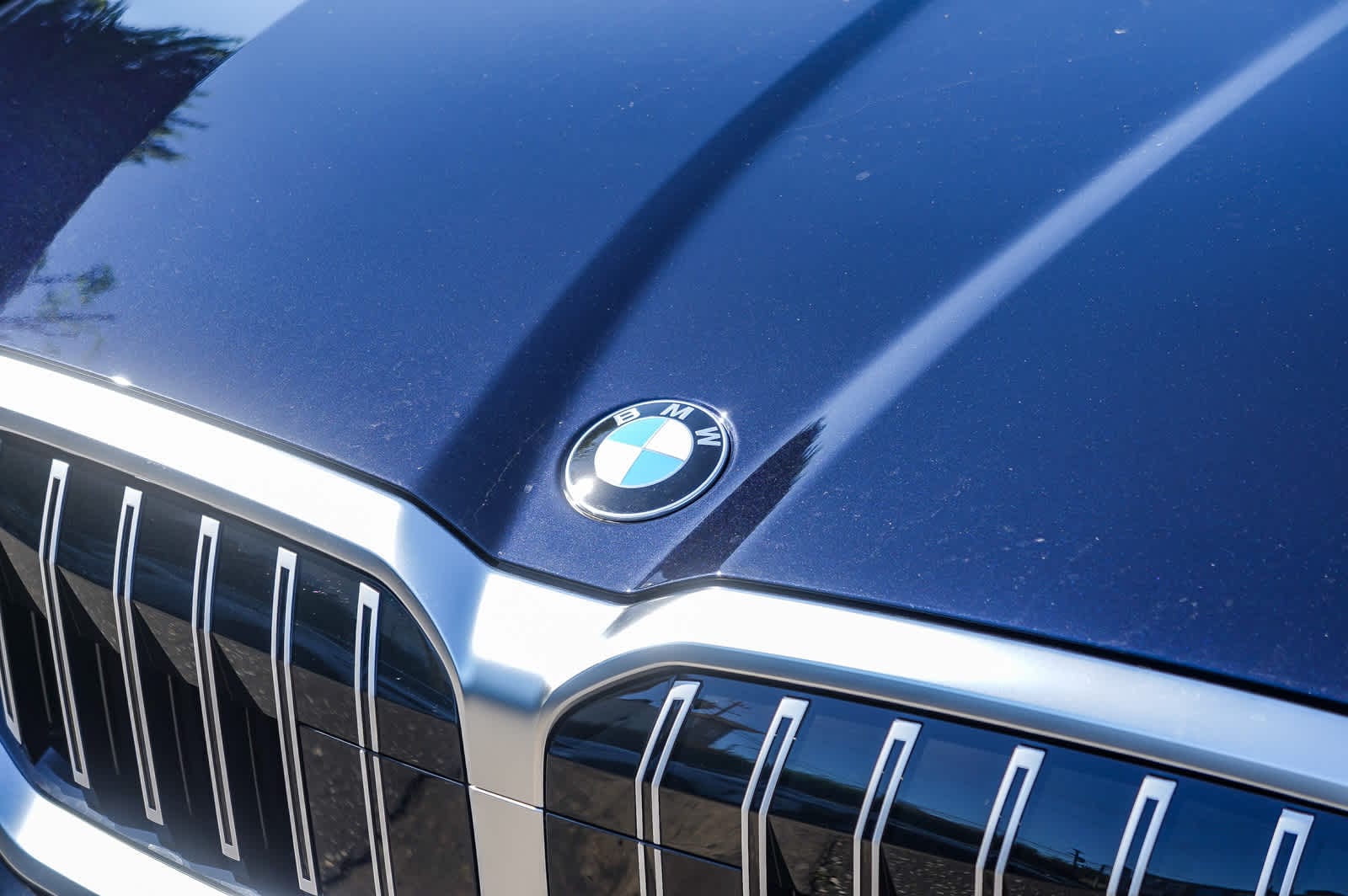 Thumbnail: 2026 BMW 5 Series - 9