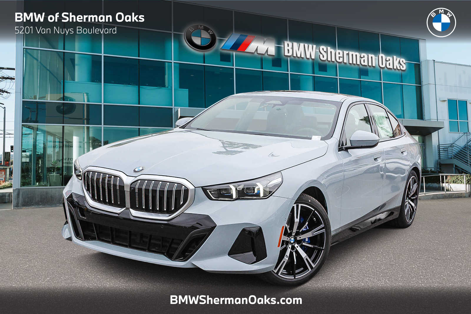 Thumbnail: 2026 BMW 5 Series - 1