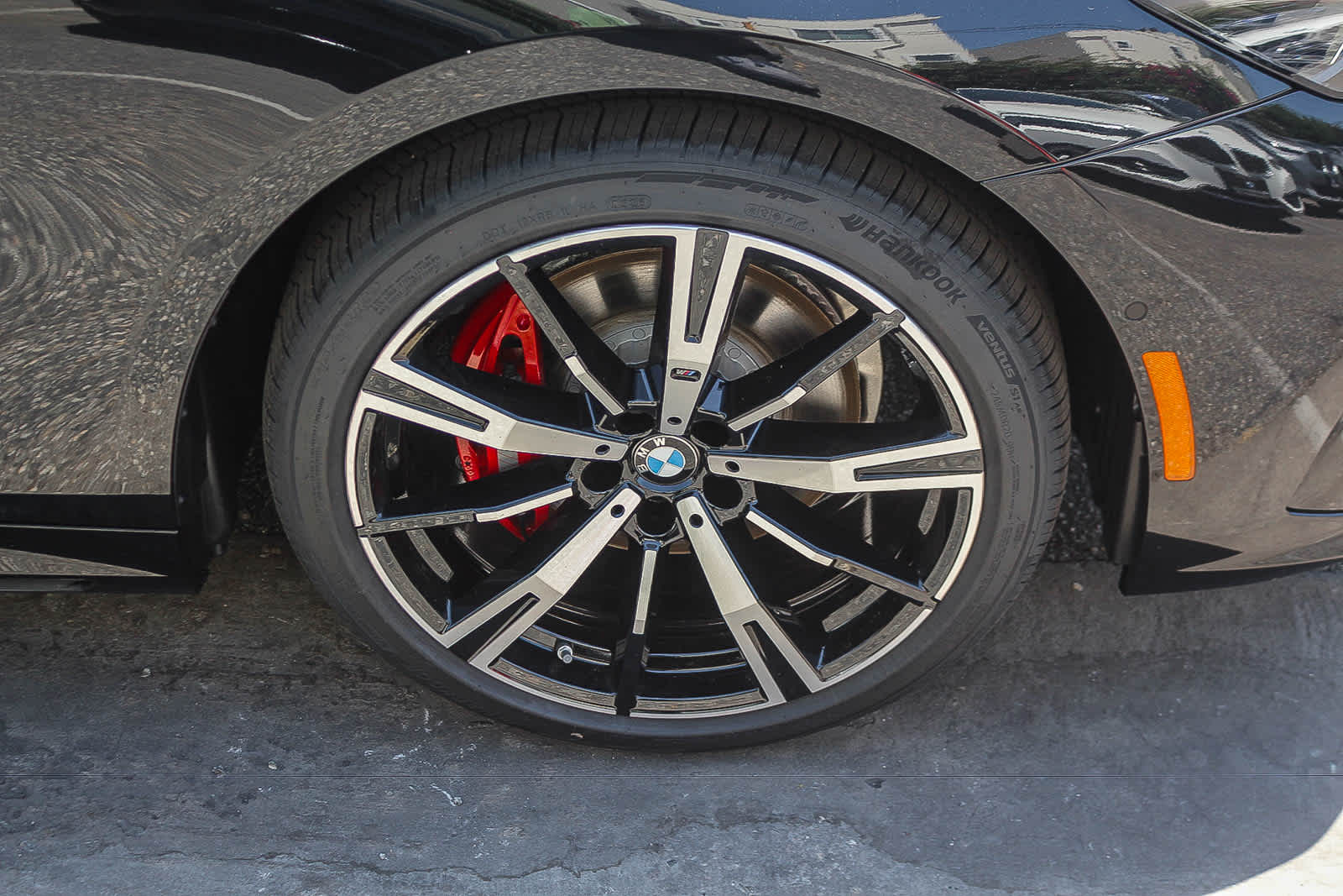 Thumbnail: 2027 BMW 5 Series - 9