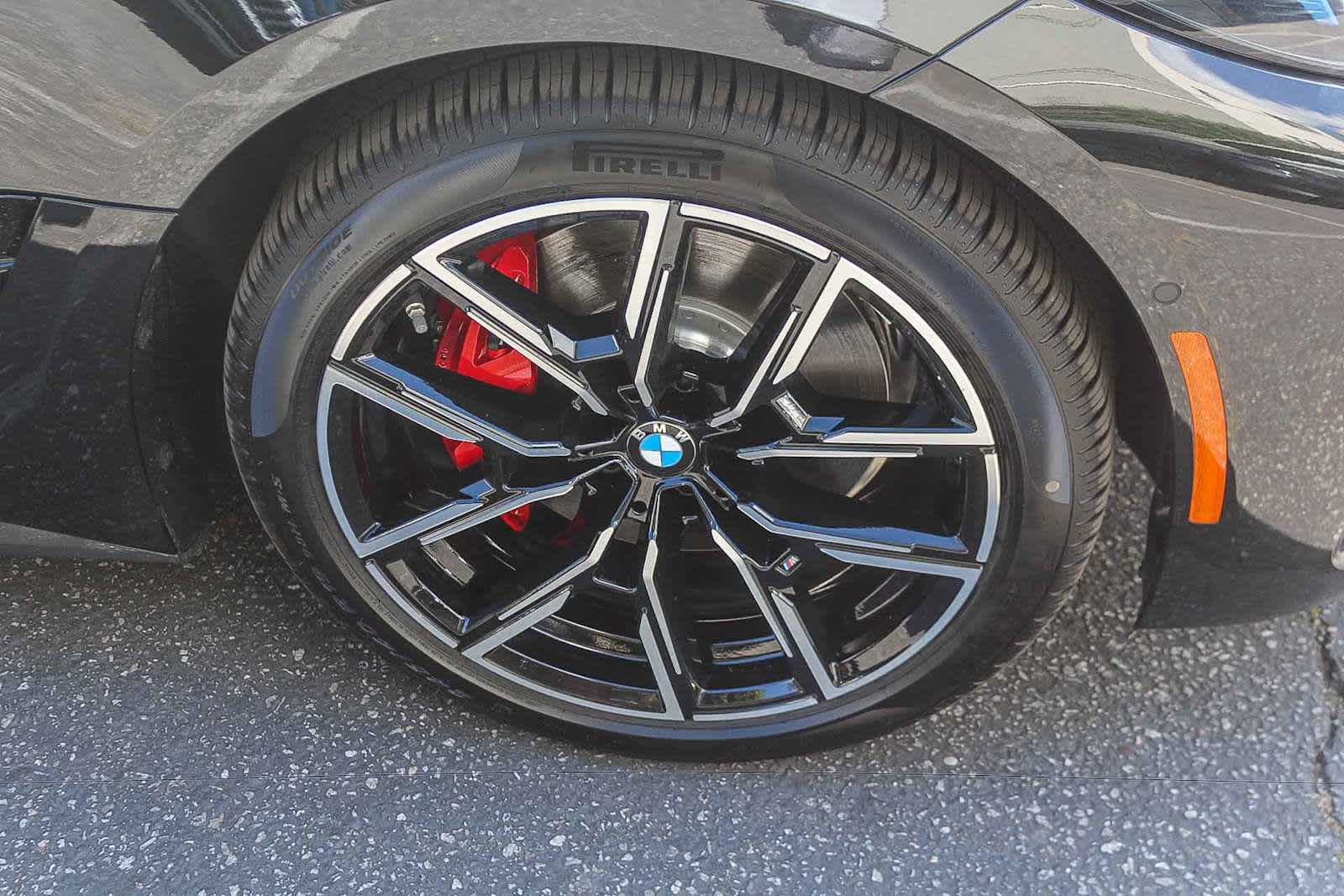 Thumbnail: 2026 BMW i4 - 9
