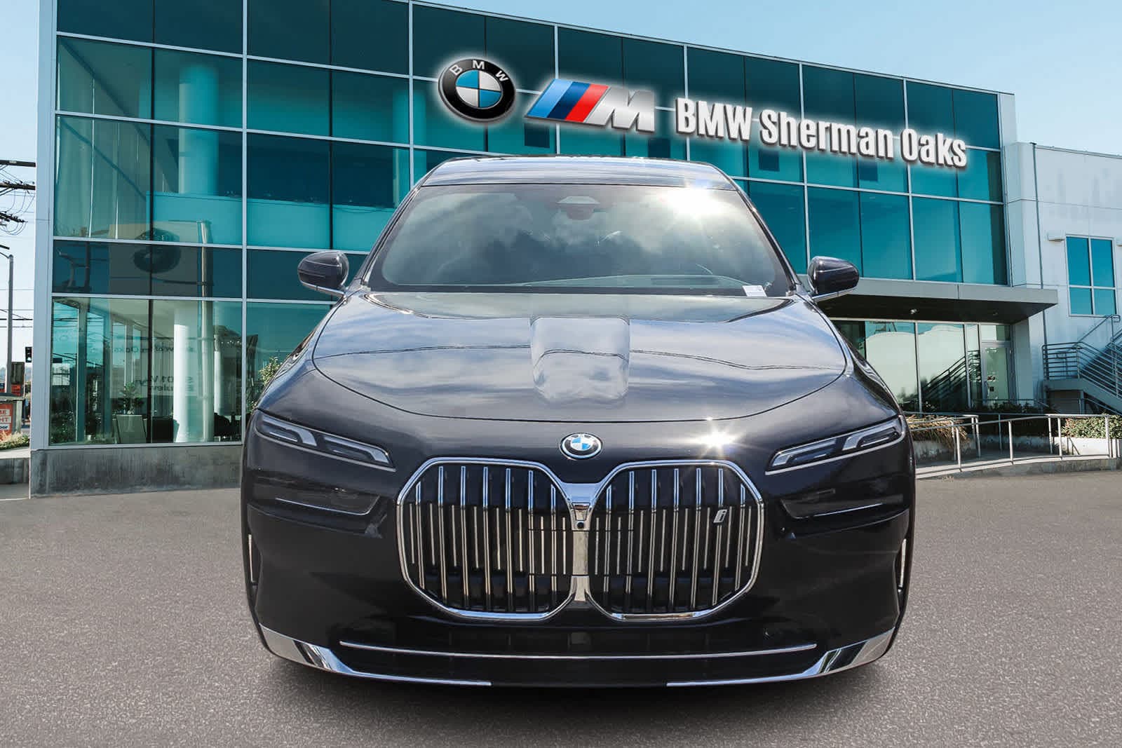Thumbnail: 2026 BMW i7 - 2