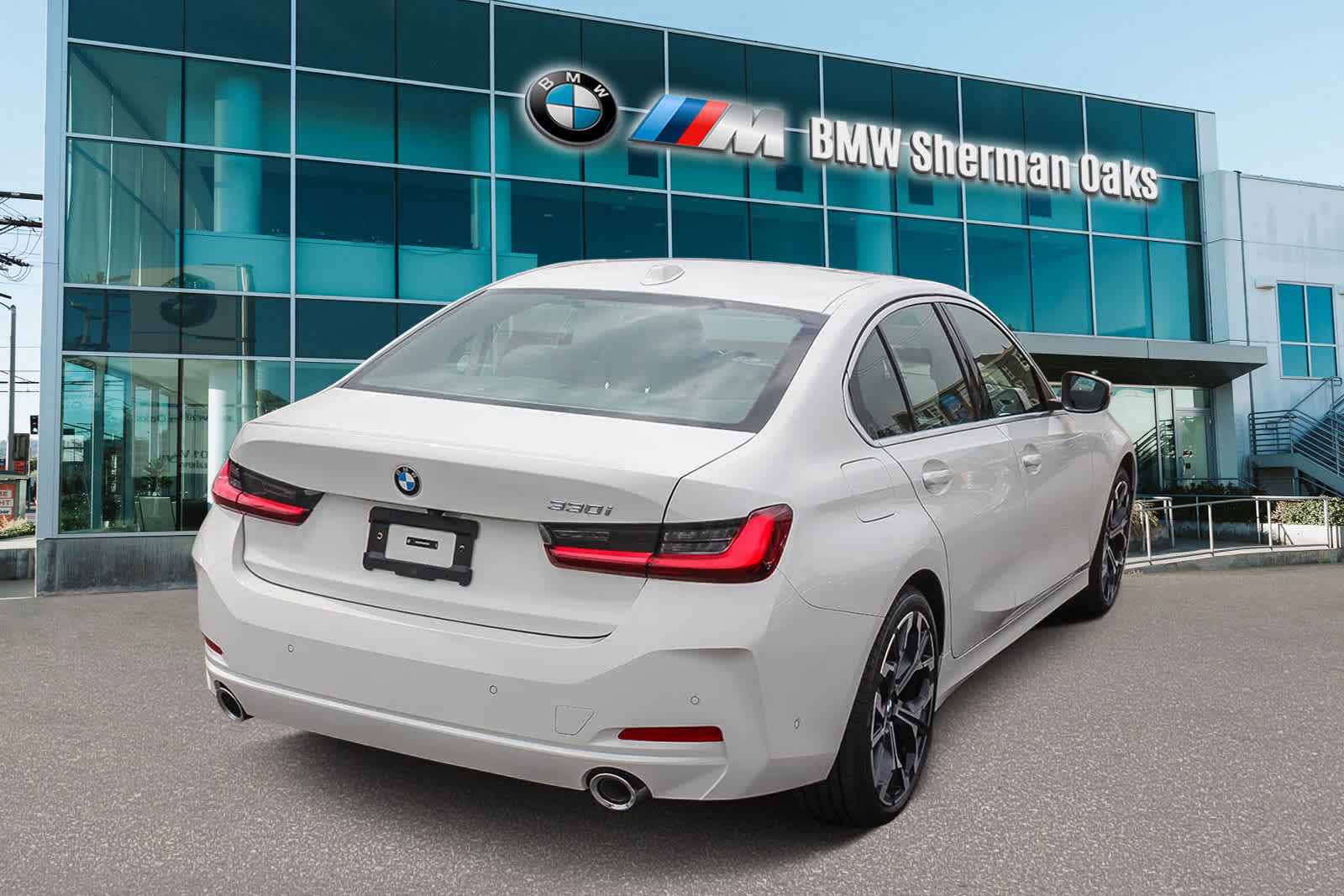 Thumbnail: 2025 BMW 3 Series - 4