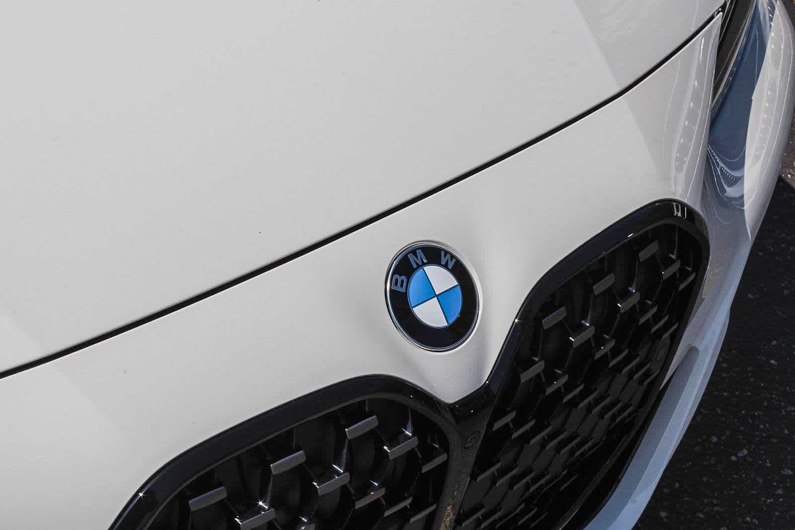 Thumbnail: 2025 BMW 4 Series - 11