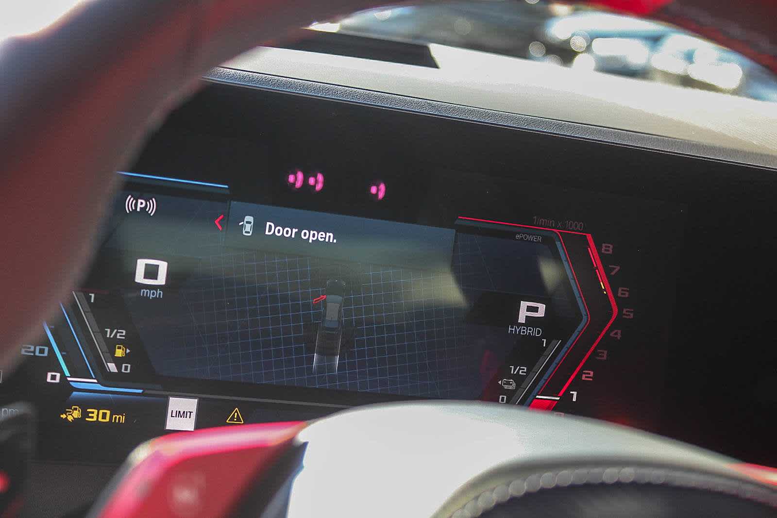 Thumbnail: 2025 BMW M5 - 22