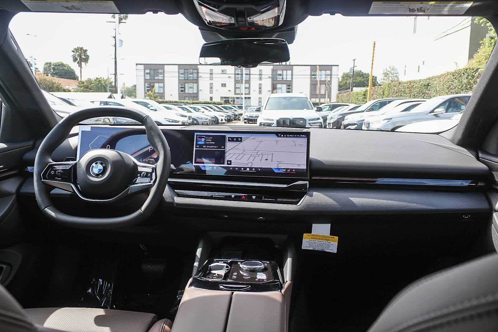 Thumbnail: 2026 BMW 5 Series - 12