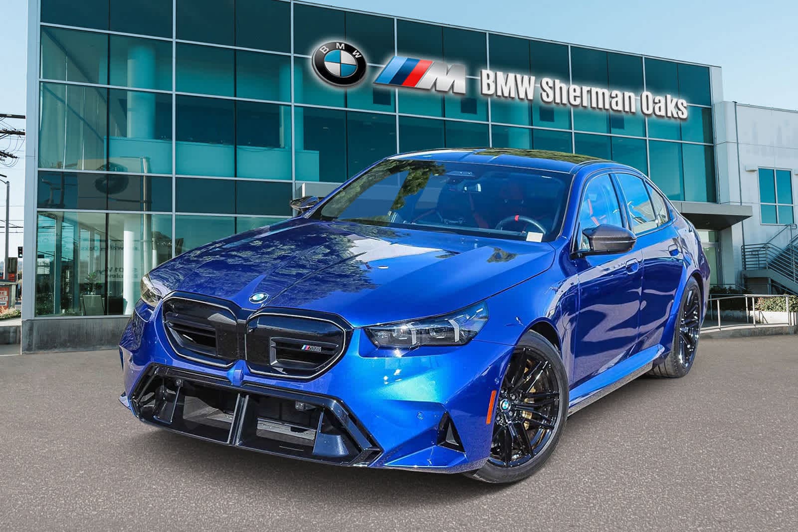 Thumbnail: 2025 BMW M5 - 2